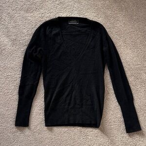 Club Monaco Cashmere Black V-Neck Sweater